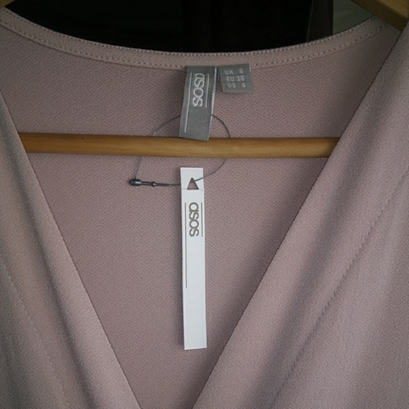 ASOS - Picture 3 of 7